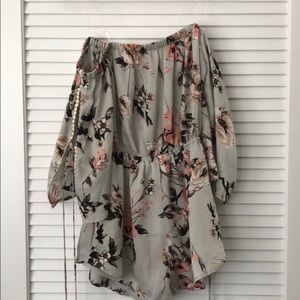 Off shoulder floral romper